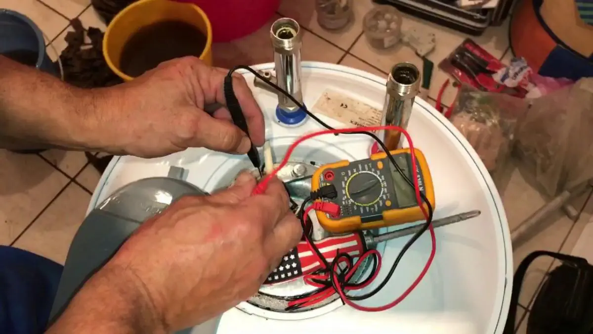 Ремонт водонагревателей Electrolux в Архангельске — выгодная цена от 2365 руб., Мастер24