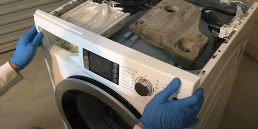 Ремонт стиральных машин Whirlpool в Архангельске – сервис от Мастер24, цены от 2056 руб